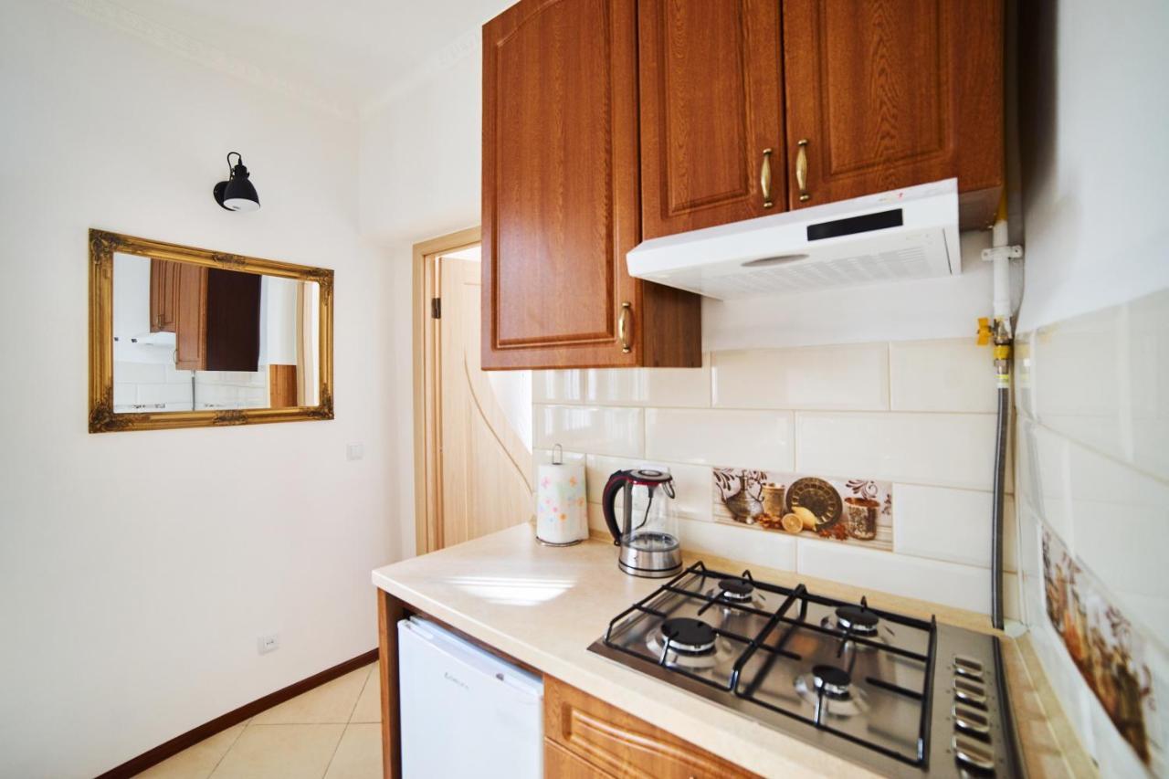 Comfort Apartments In Center Львів Екстер'єр фото
